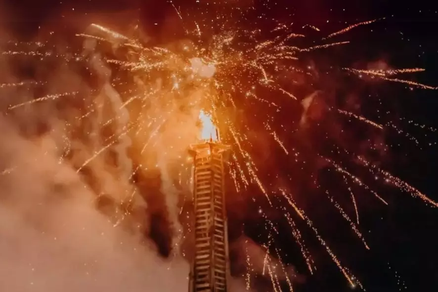 Festa de São João do Itaperiú terá a maior fogueira do Sul do Brasil com 35 metros de altura